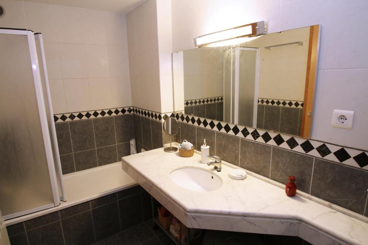 Blau Mari 202 Apartment Кембрилс Екстериор снимка