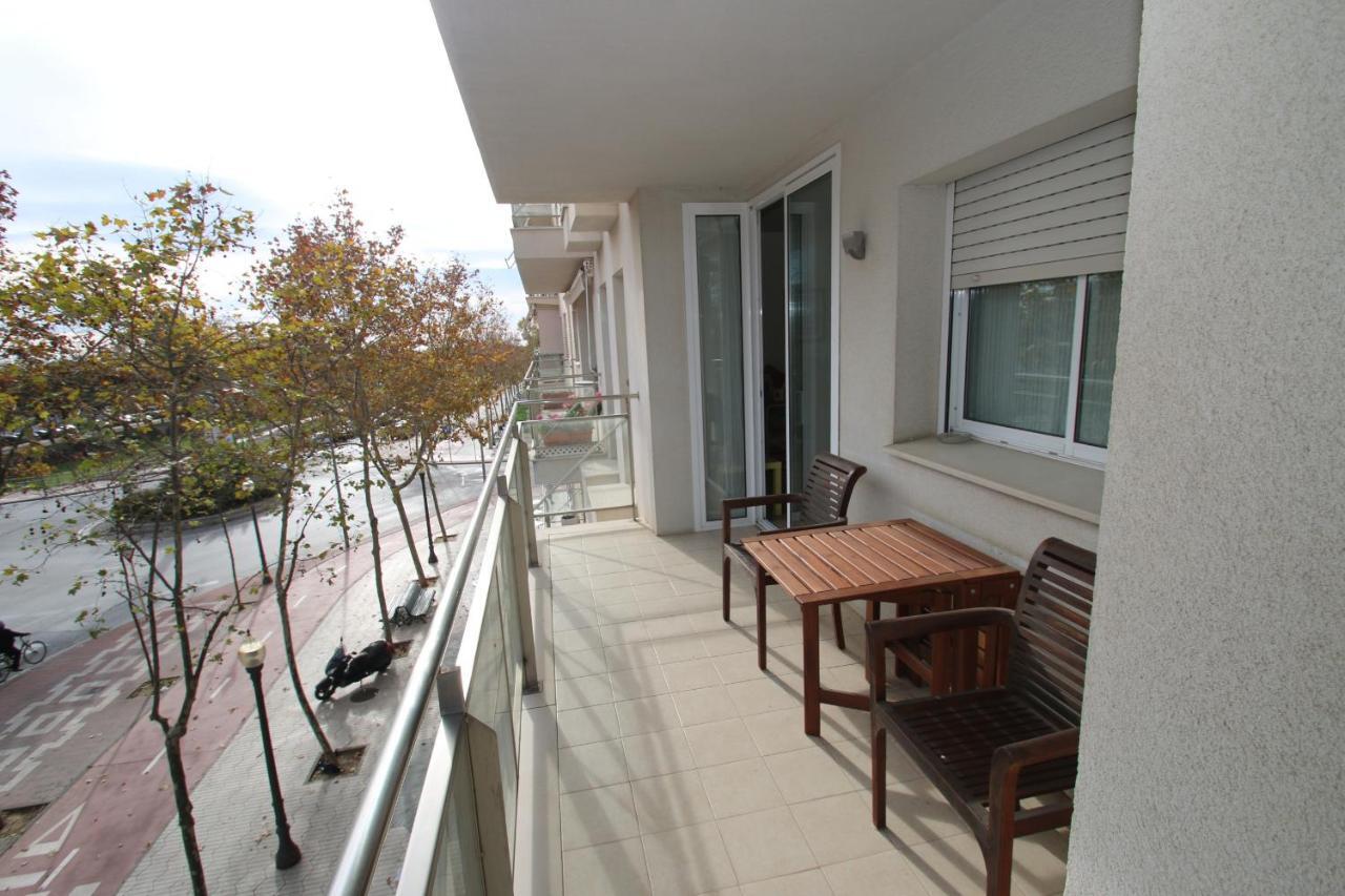 Blau Mari 202 Apartment Кембрилс Екстериор снимка